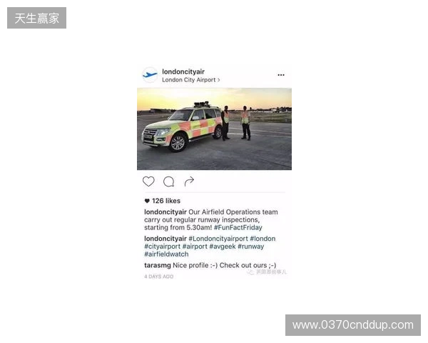 这回真卡车安排上了，切尔西球迷用卡车打出标语抗议BlueCo